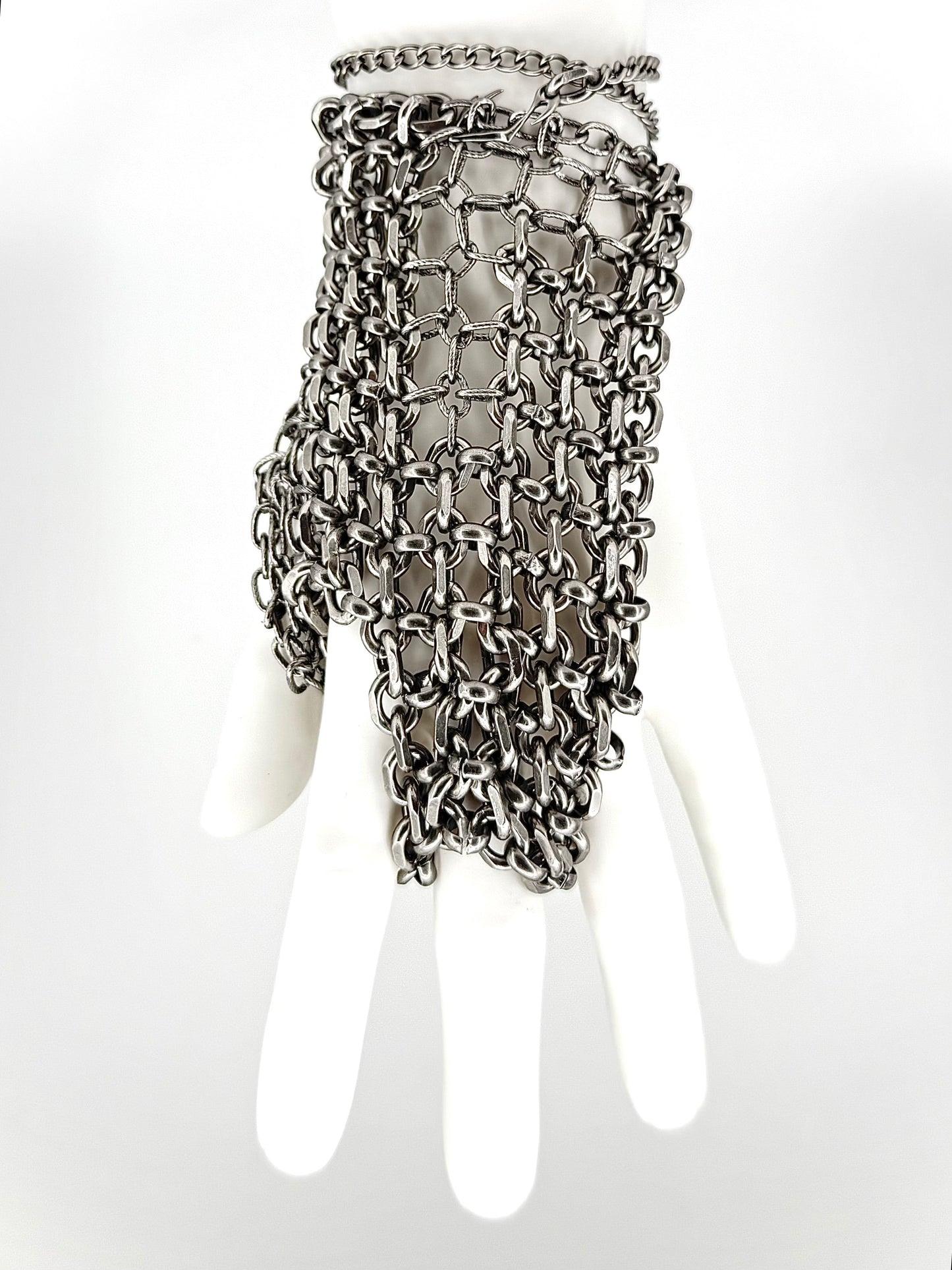 IIIMIII RottenMetal Bracelet1