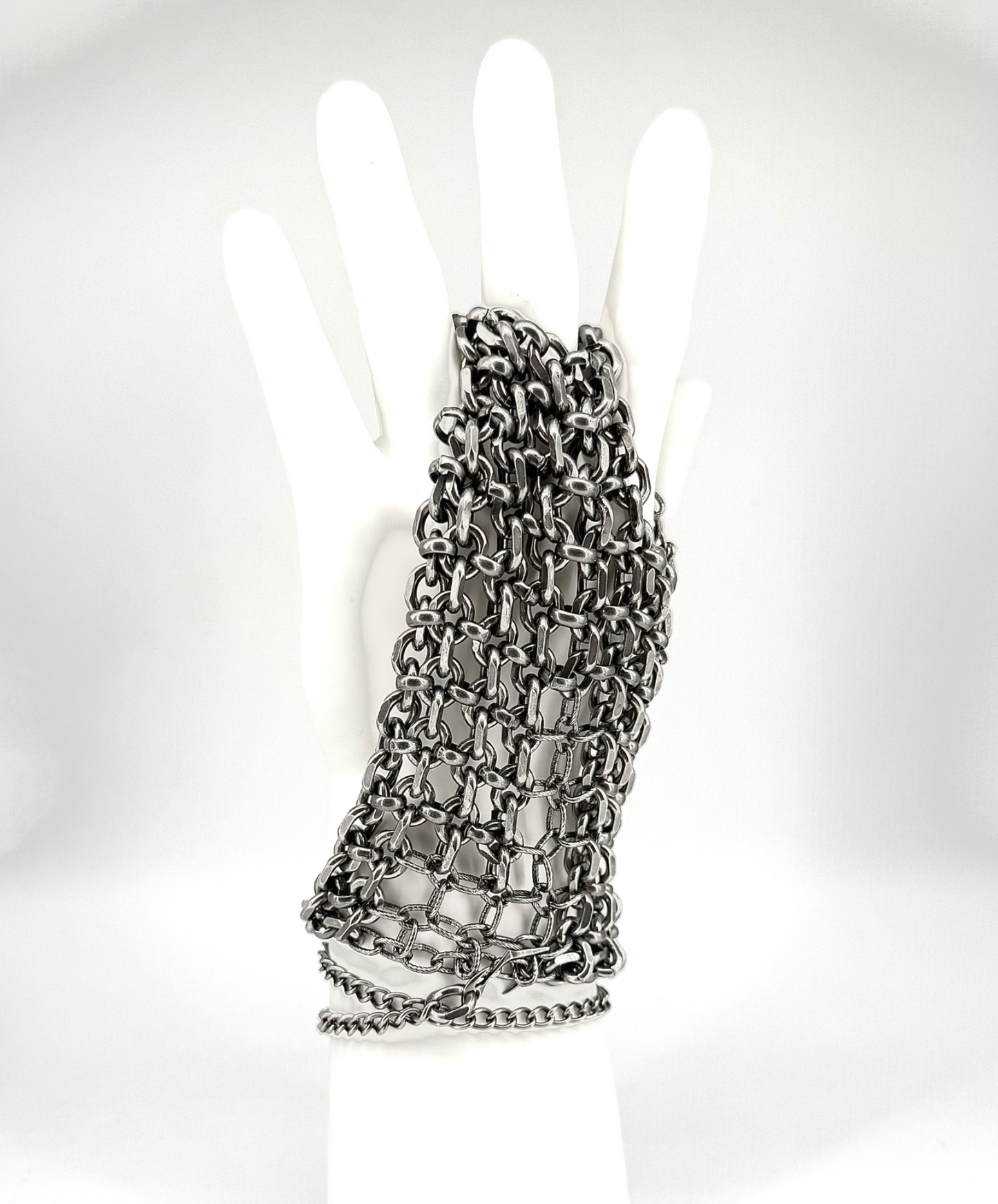 IIIMIII RottenMetal Bracelet1