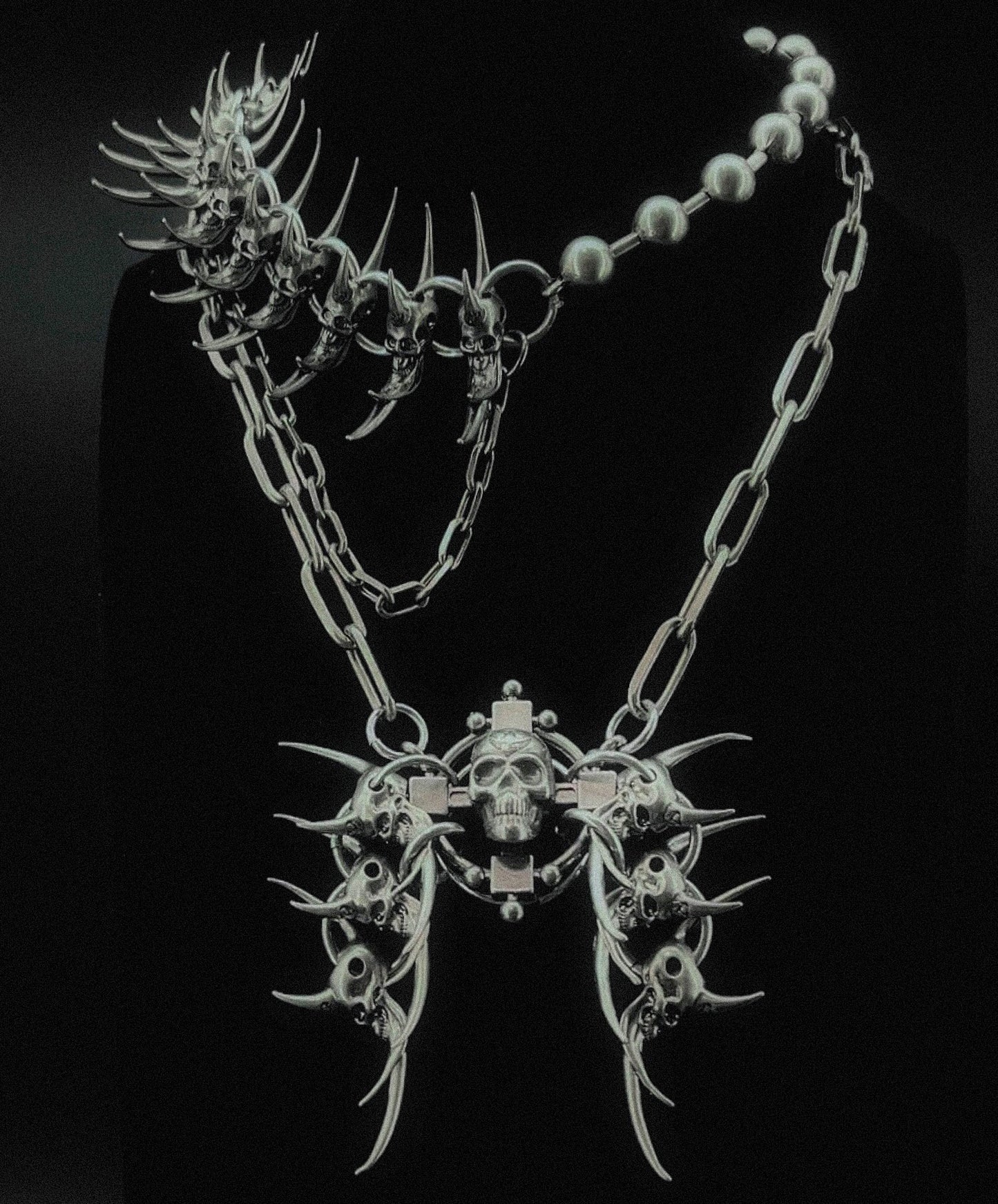 IIIMIII BlackPaintingII Chain Necklace1
