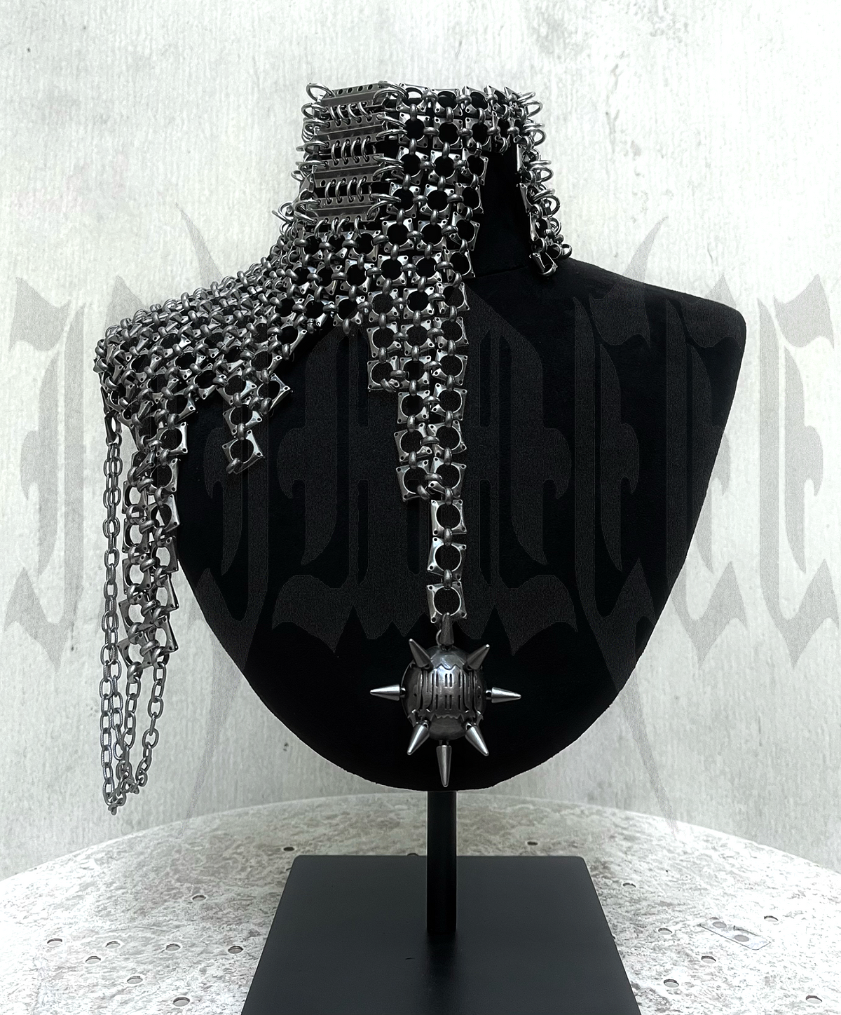 IIIMIII BrokenWeb I Body chain 1 – iiimiii